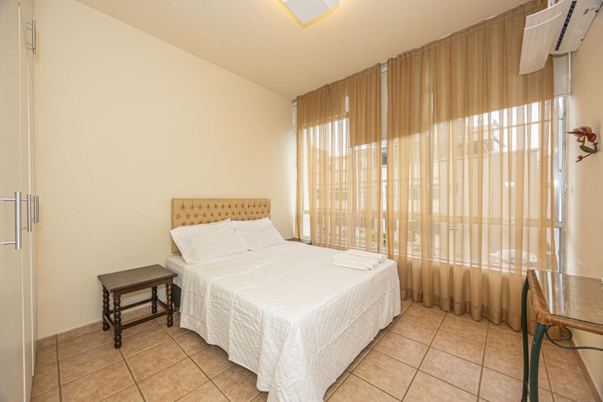 Apartamento Rj04 Ap Em Copacabana Ate 6 Pessoas